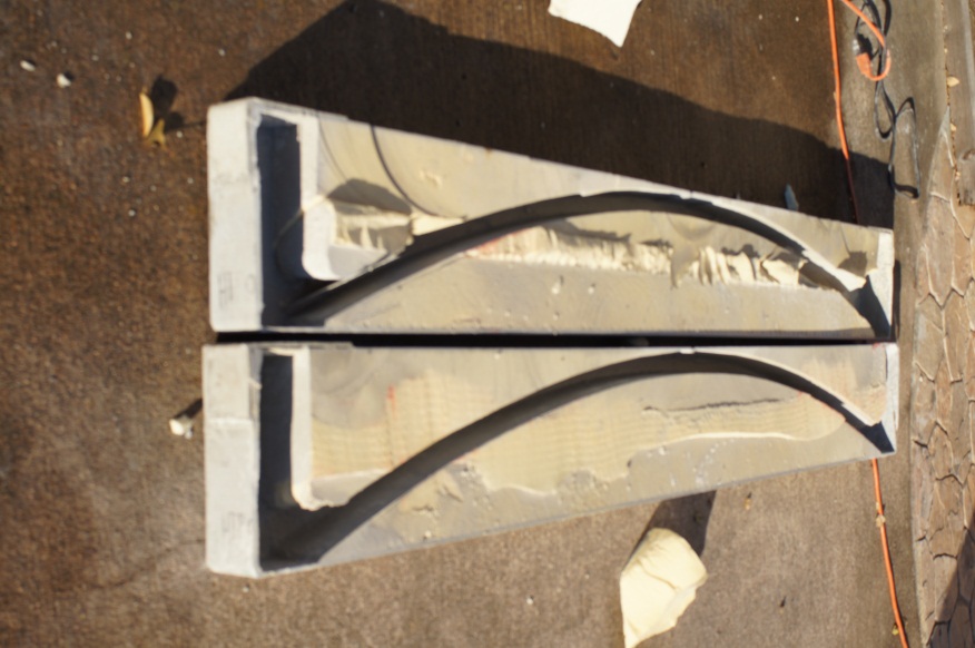 Cutaway of the cast composite core showing the hollow arch section